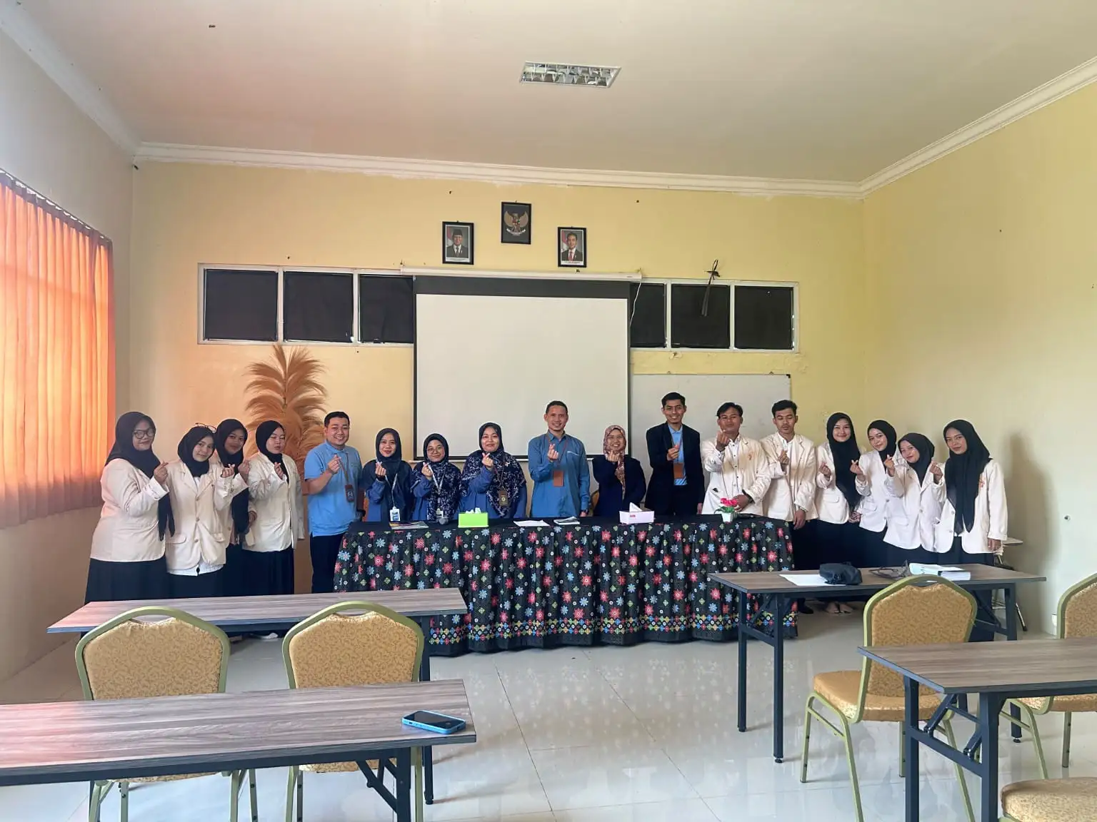 PLP Integratif Kelompok 27 UIN SMH Banten Resmi Memulai Pengabdian di SMPIT Widya Cendekia Kota Serang