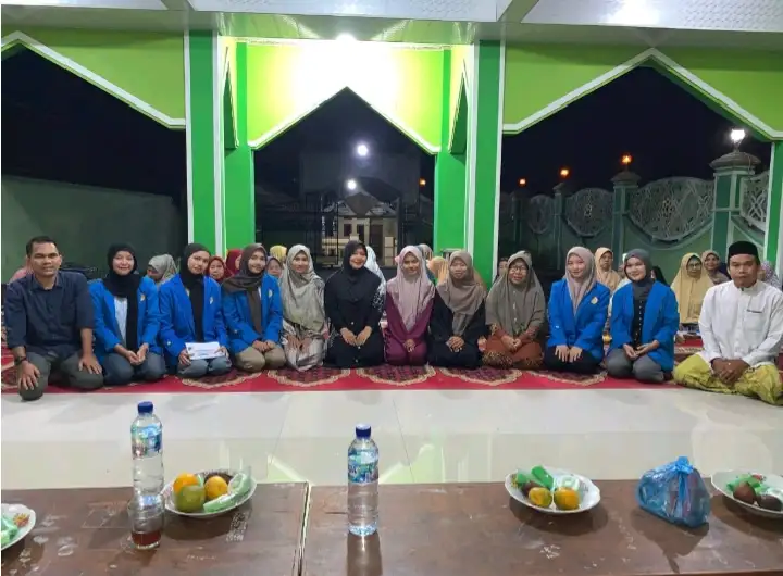 Mahasiswa Administrasi Negara Universitas Pamulang Kampus Serang Tingkatkan Literasi Digital Warga Desa Sukabares untuk Cegah Hoaks dan Penipuan Berbasis AI